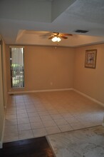 7 Greenbriar Ct in Palm Coast, FL - Building Photo - Building Photo