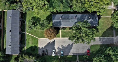 217 E College St in Oberlin, OH - Building Photo - Building Photo