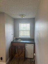 402 College St in Lafayette, TN - Building Photo - Building Photo