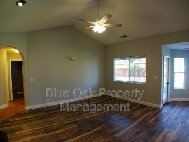 612 W 6th Ave in Chico, CA - Building Photo - Building Photo