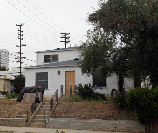 1300 Armacost Ave in Los Angeles, CA - Building Photo - Building Photo