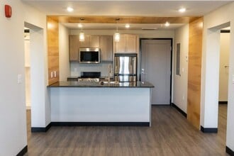 BG Flats Apartments in Rapid City, SD - Foto de edificio - Building Photo