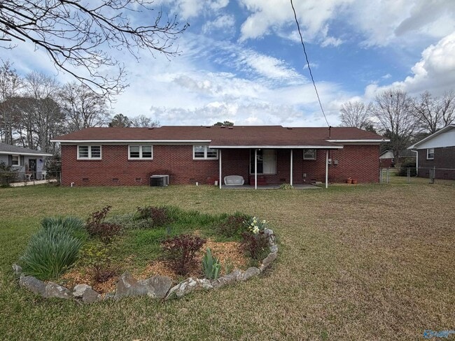 900 Barclift St NW in Hartselle, AL - Building Photo - Building Photo