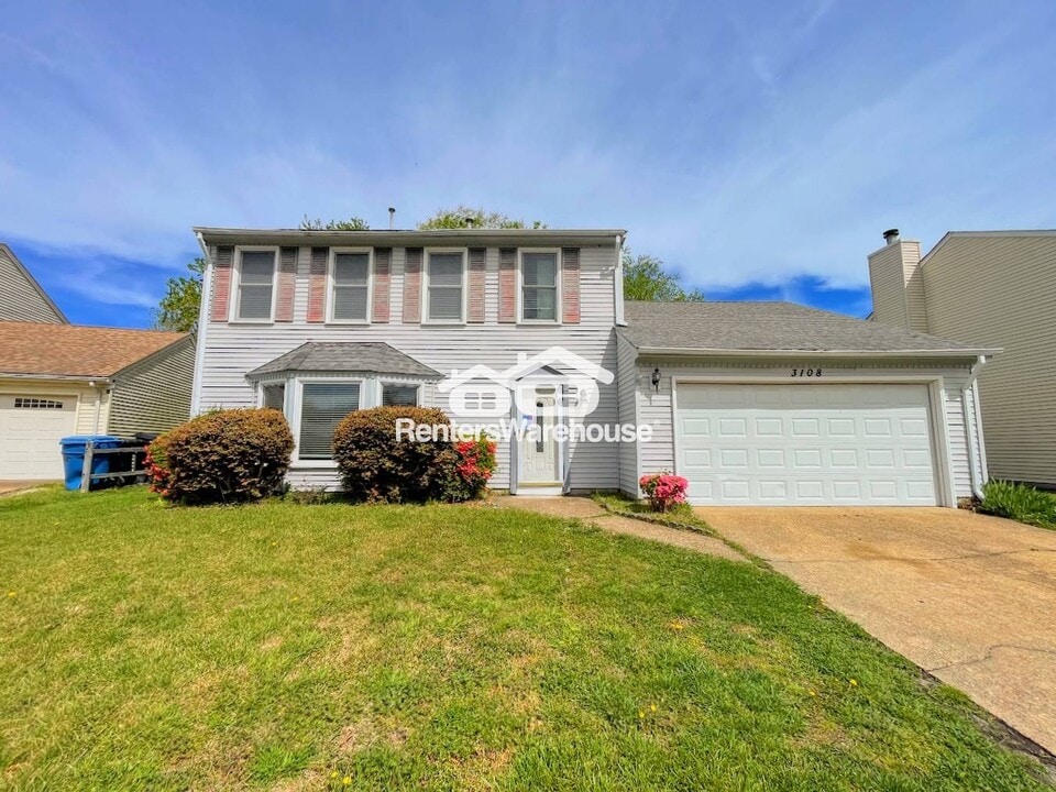 3108 Hickorywood Ct in Virginia Beach, VA - Foto de edificio