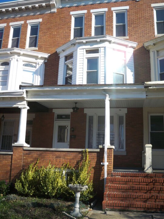 3129 N Calvert St in Baltimore, MD - Building Photo