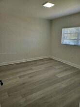 2330 SW 31st Ave in Miami, FL - Building Photo - Building Photo