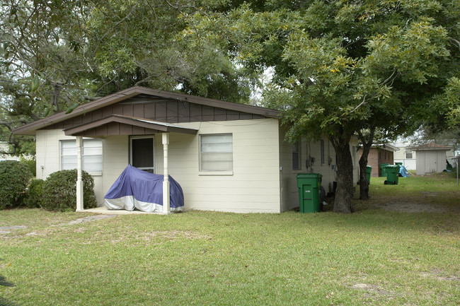 205 Pelham Rd in Fort Walton Beach, FL - Building Photo - Building Photo