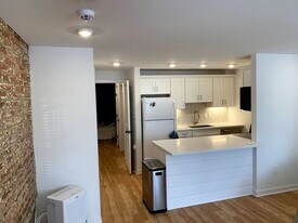 660 E St NE in Washington, DC - Building Photo