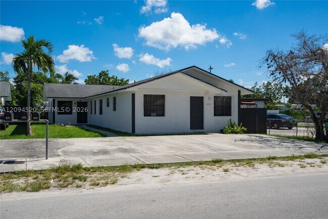 2934 NW 94th St