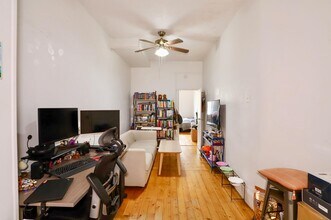 521 Willow Ave in Hoboken, NJ - Building Photo - Building Photo