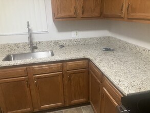 35711 Alfred St, Unit 2 in New Baltimore, MI - Building Photo - Building Photo