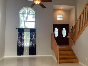 12948 NW 10th St in Miami, FL - Building Photo - Building Photo