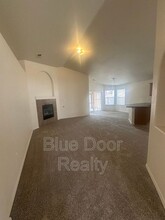 380 Whispering Meadows Dr in Rio Rancho, NM - Building Photo - Building Photo