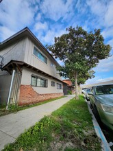 275 E Artesia Blvd in Long Beach, CA - Building Photo - Building Photo