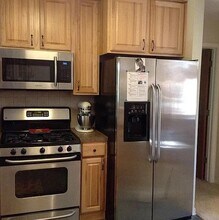 2036 Breeze Dr in Holland, MI - Building Photo - Building Photo