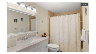 96 Washburn Ave in Wellesley, MA - Building Photo - Building Photo