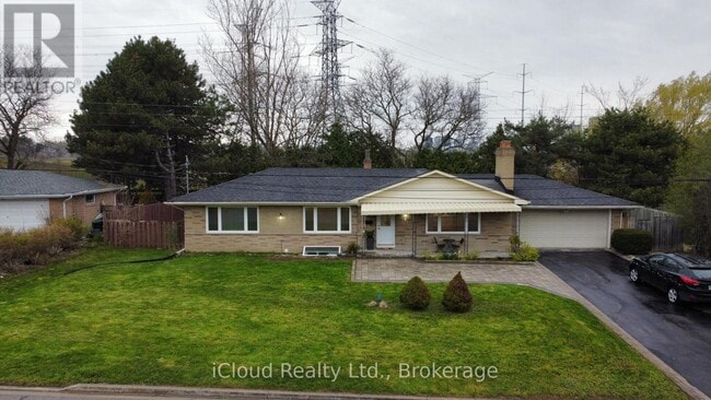 property at 4 Longbridge Rd