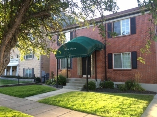 property at 1824 W Riverside Ave