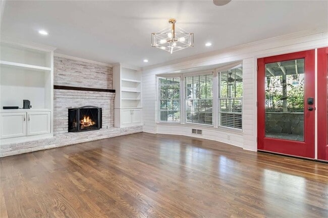 1655 Broughton Ct in Dunwoody, GA - Building Photo - Building Photo