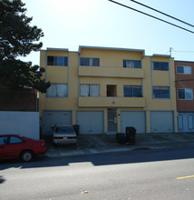 1309 Brunswick St in Daly City, CA - Building Photo - Building Photo