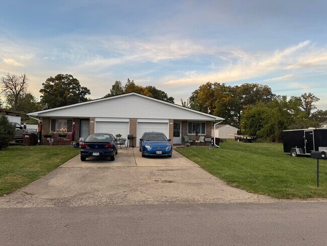 16 Forestdale Ave, Unit 16-20  Forestdale Ave in Fairborn, OH - Building Photo - Building Photo