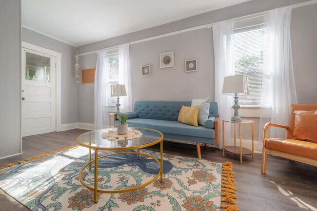 5706 N Suwanee Ave in Tampa, FL - Building Photo - Building Photo