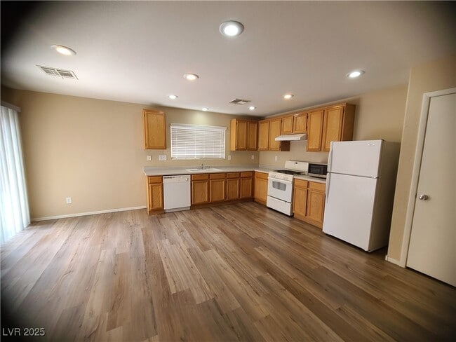 681 Wallington Estate St in Las Vegas, NV - Building Photo - Building Photo