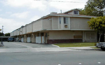 1280 E La Palma Ave in Anaheim, CA - Building Photo - Building Photo