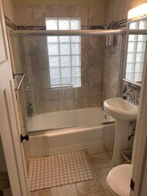 3321 Bryant Ave S in Minneapolis, MN - Foto de edificio - Building Photo