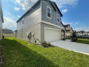 9645 Carabiner Wy in Land O Lakes, FL - Building Photo - Building Photo