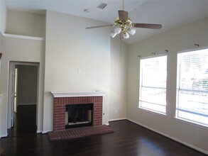 1422 Lamplight Trail Dr in Katy, TX - Building Photo - Building Photo