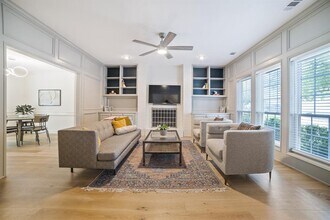 1702 Crested Butte Dr in Austin, TX - Building Photo - Building Photo