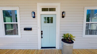 3808 Avenue L in Galveston, TX - Building Photo - Building Photo