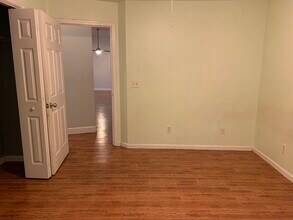 3204 Southern Hills Cir W in Jacksonville, FL - Building Photo - Building Photo