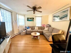 39 Pierce St in Fairfield, CT - Building Photo - Building Photo