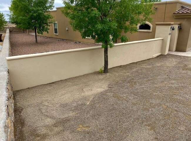 4226 Tres Ninos Dr in Las Cruces, NM - Building Photo - Building Photo