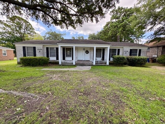 property at 1509a Harbor View Rd