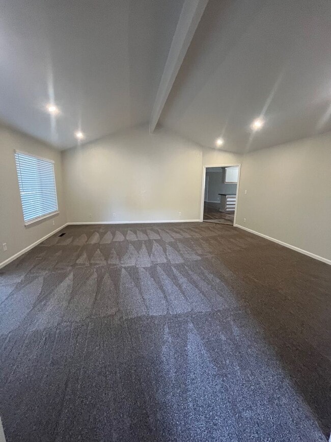 2148 Mount Olive Dr in Santa Rosa, CA - Building Photo - Building Photo