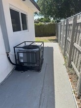 720 NW 56th St, Unit 3 in Miami, FL - Building Photo - Building Photo