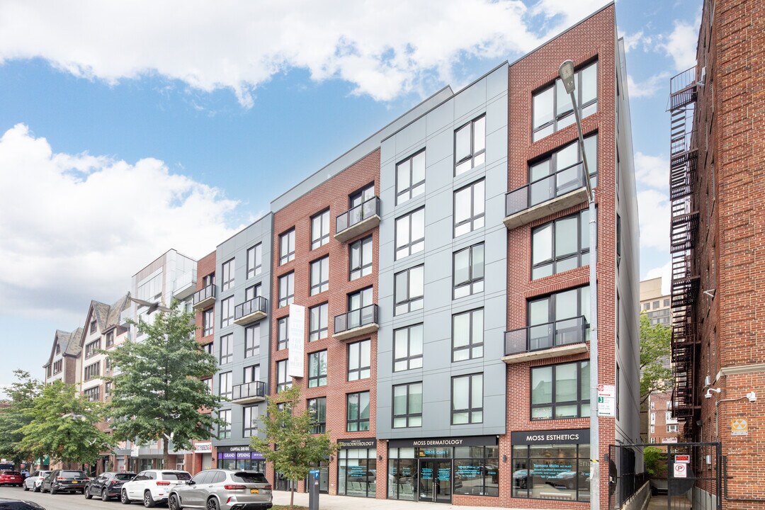109-19 72nd Rd in Forest Hills, NY - Building Photo