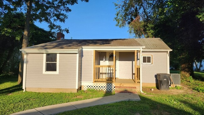 property at 1117 S Bradford St