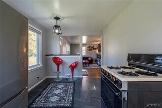 5645 West Ln in Lakeview, NY - Building Photo - Building Photo