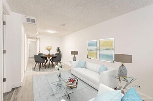 1557 1/2 Tamarac St in Denver, CO - Building Photo