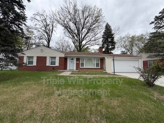 property at 1045 N Florissant Rd
