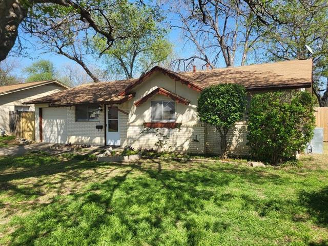 3212 Earle Dr in Haltom City, TX - Building Photo - Building Photo