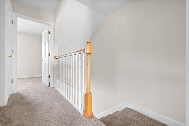 3282 N Senseney Cir in Clarksville, TN - Building Photo - Building Photo