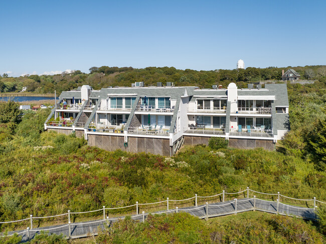 Rough Riders Landing Condominium in Montauk, NY - Building Photo - Building Photo