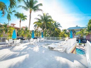 2426 SE 17th St, Unit 202A in Fort Lauderdale, FL - Building Photo - Building Photo