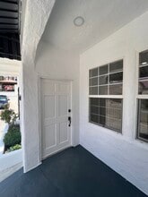 3021 Fanita St, Unit 1 in Los Angeles, CA - Building Photo - Building Photo