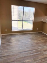 Parkview Apartments in Elgin, TX - Building Photo - Building Photo